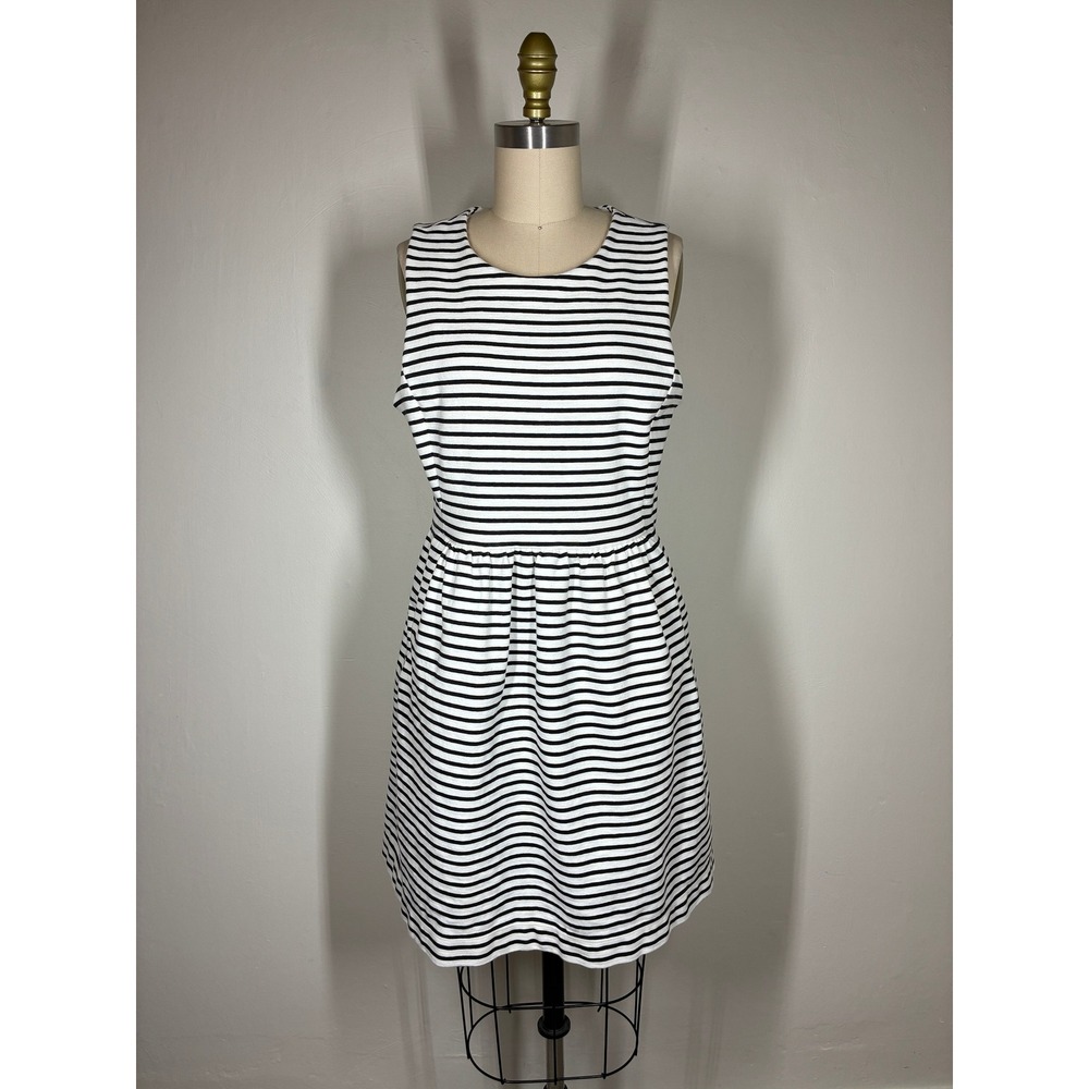 J. Crew Black White Striped Fit Flare Dress Medium Preppy Neutral Pockets C4098
